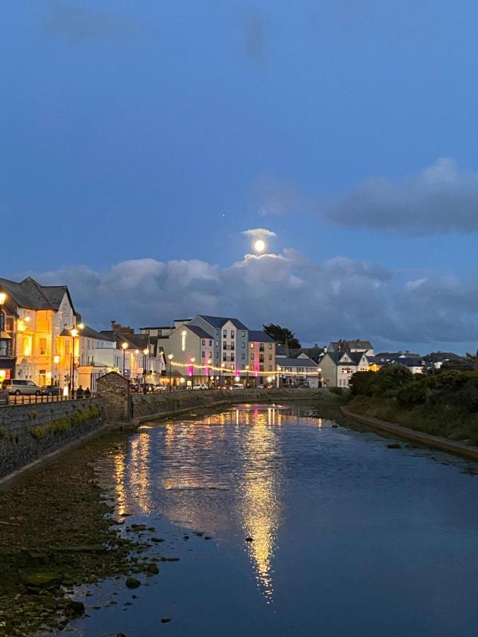 Luxury Cornish Holiday Accommodation With Sea View Буде Экстерьер фото